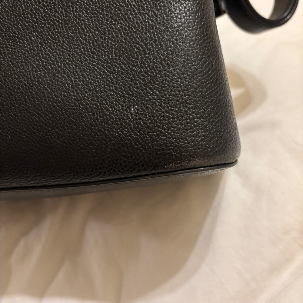 Kate Spade Bucket bag and matching wallet - Picture 4 of 13
